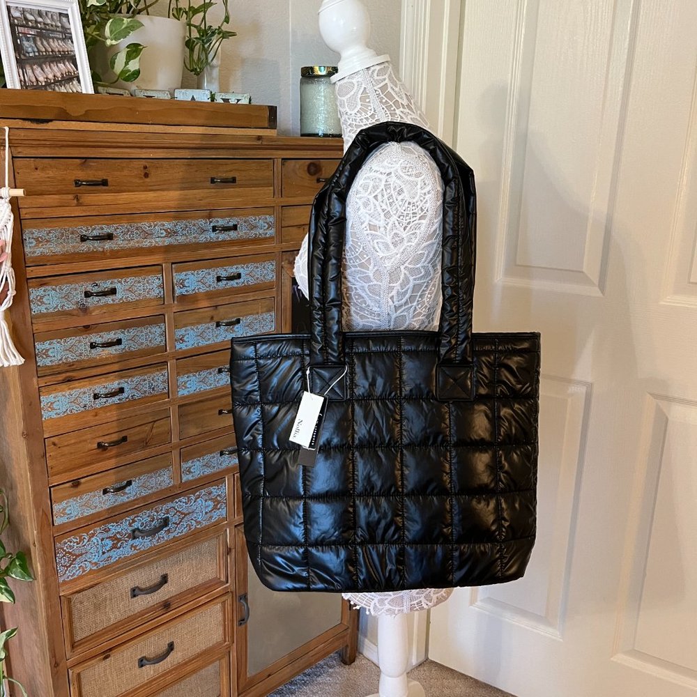 Quilted Puffer Tote - Black- Double Handle- XL- Lightweight - NWT